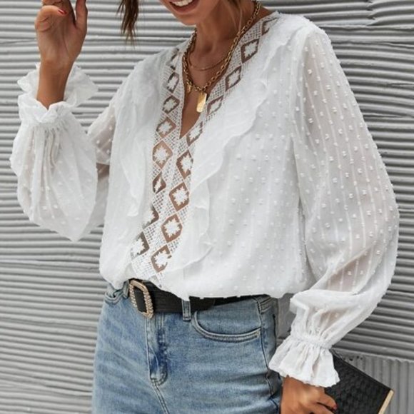 CLASSIC Flounce Sleeve Swiss Dot Blouse - off whit - Picture 3 of 6